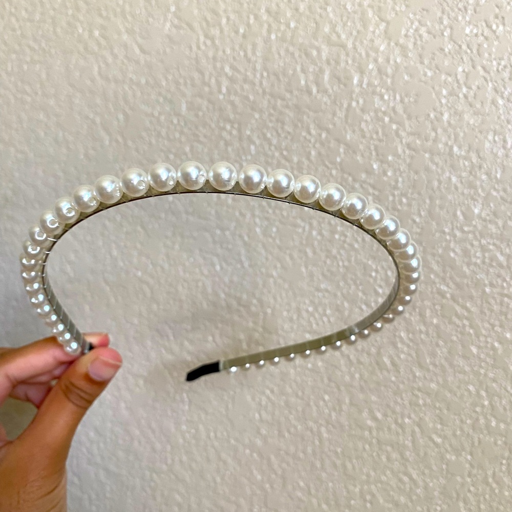 Pearl headband hair accessory